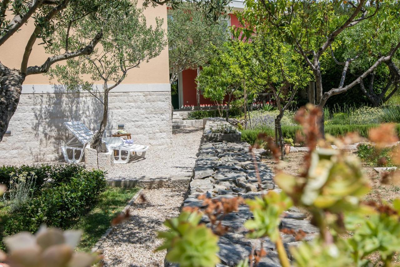 Apartment Vila Volicija Makarska Exterior photo